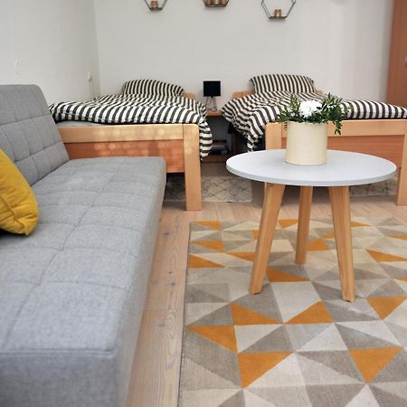 Studio Apartman Bandb Dakovo Exterior photo