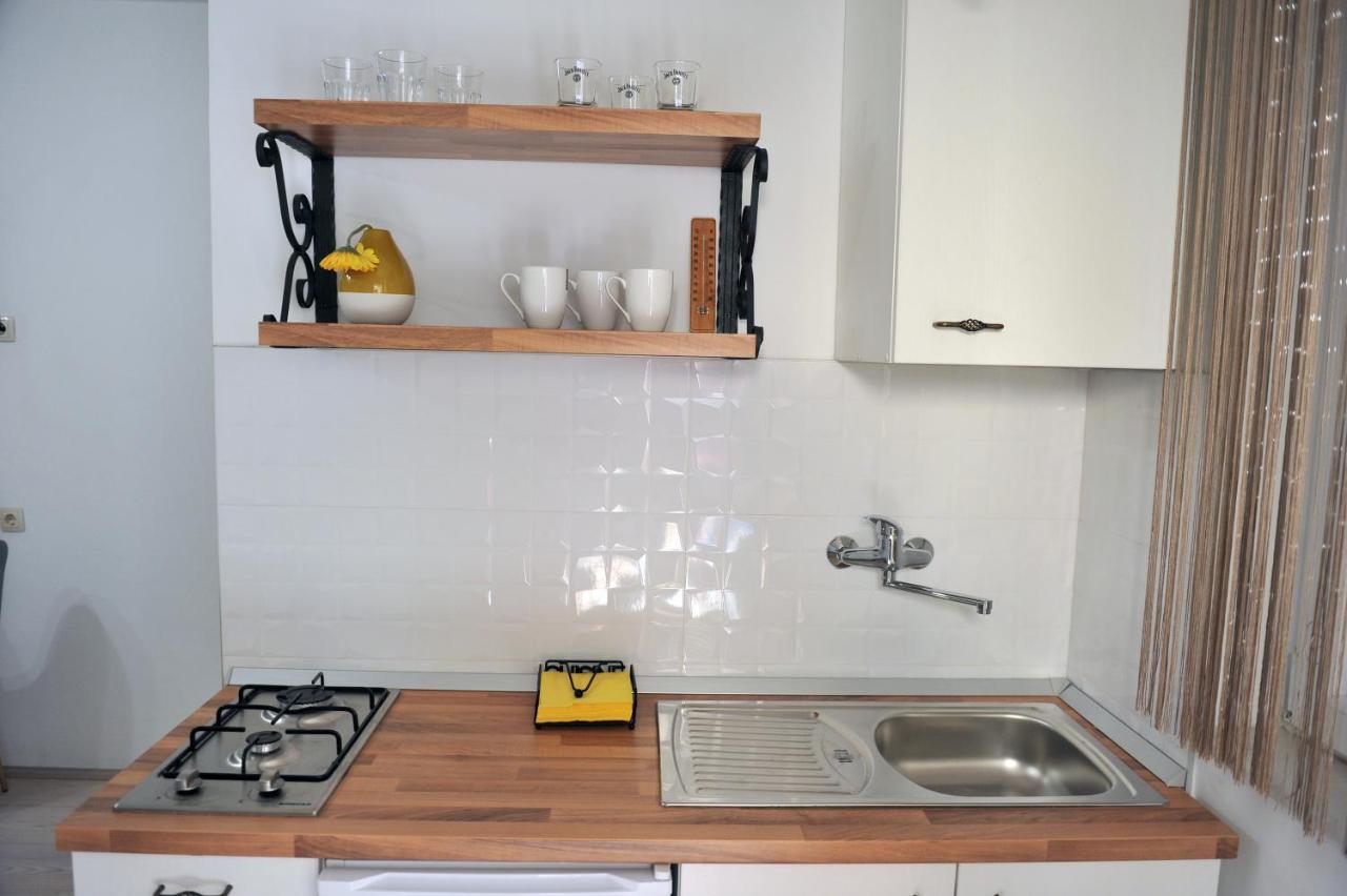 Studio Apartman Bandb Dakovo Exterior photo
